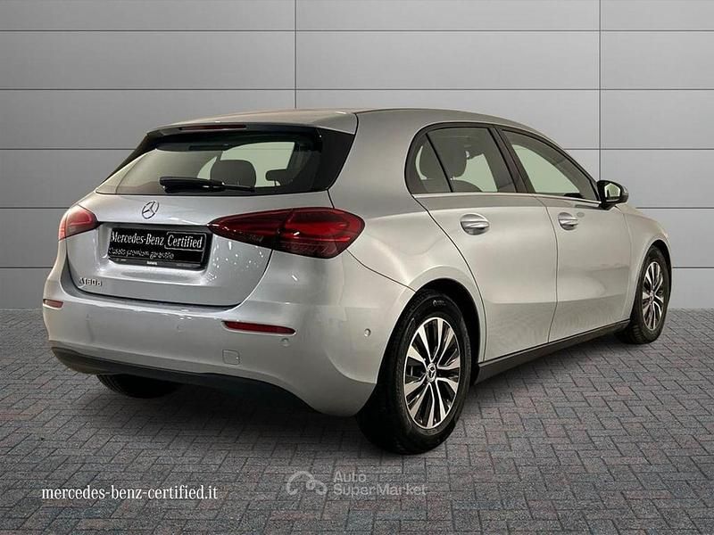 Usata Mercedes A180 Advanced 116 CV (85 kW) 2025 Argento Berlina