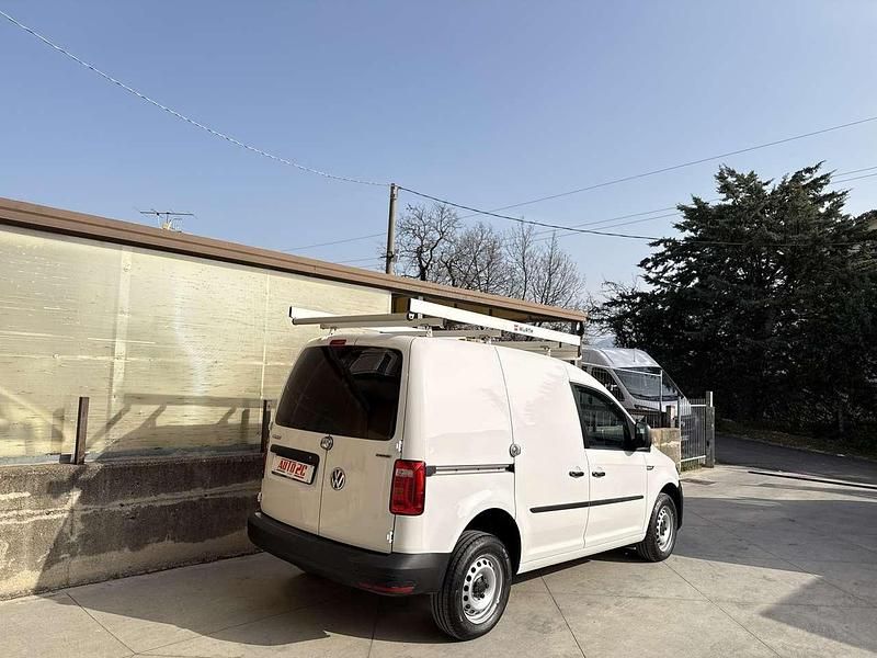 Usata VW Caddy 122 CV (89 kW) 2019 Bianco Monovolume