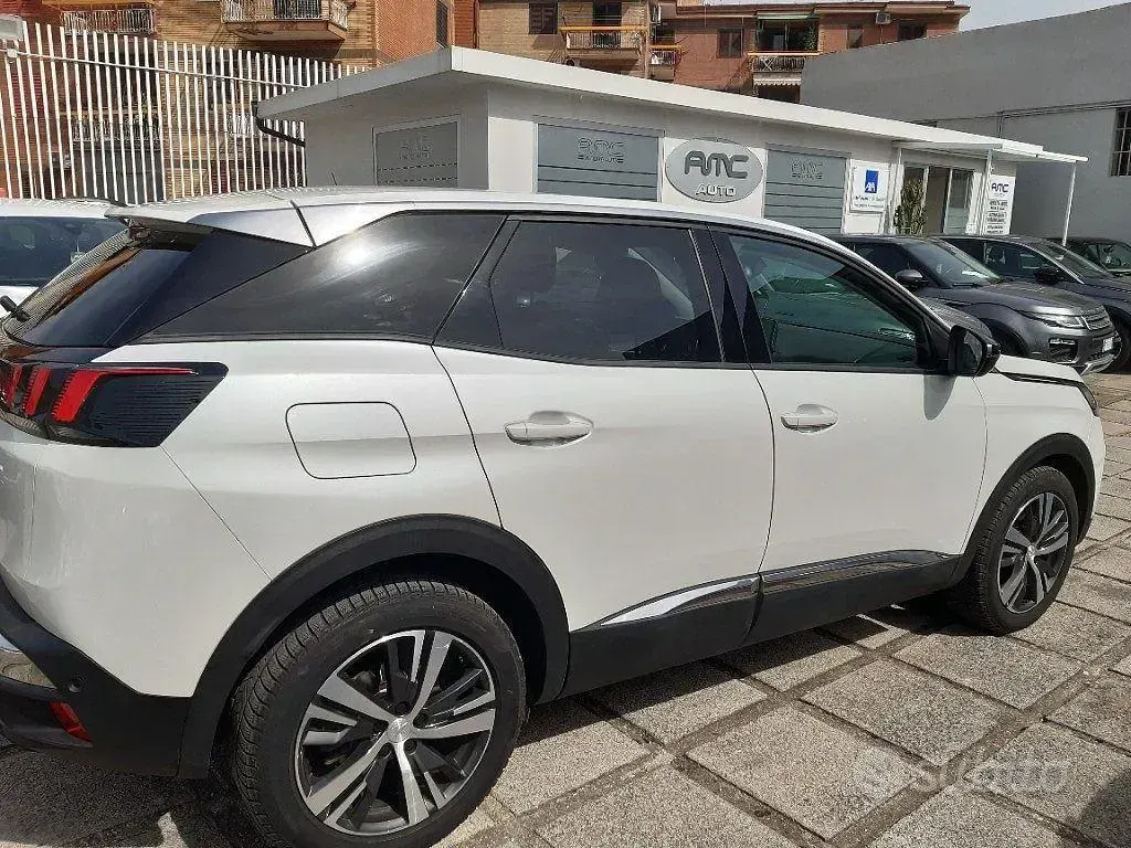Usata Peugeot 3008 GT 131 CV (96 kW) 2022 Bianco SUV