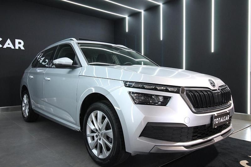 Usata Skoda Kamiq Style 110 CV (80 kW) 2022 Argento SUV