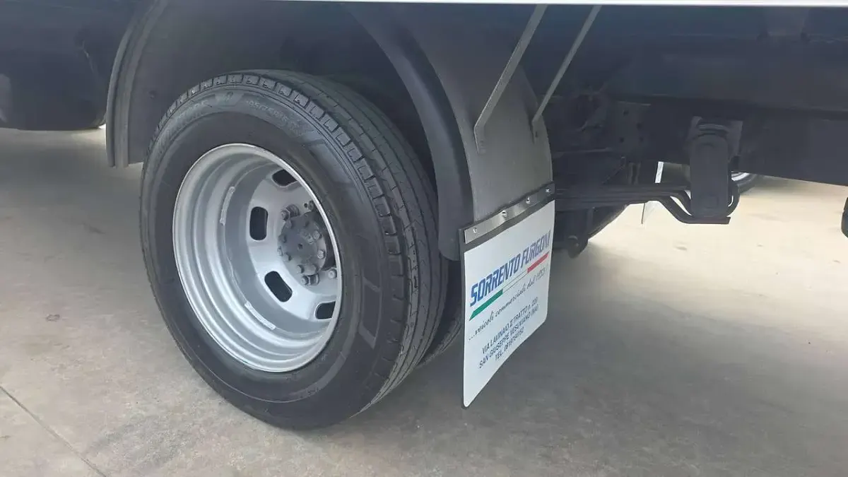 Usata Iveco Daily 140 CV (102 kW) 2019 Bianco Furgone