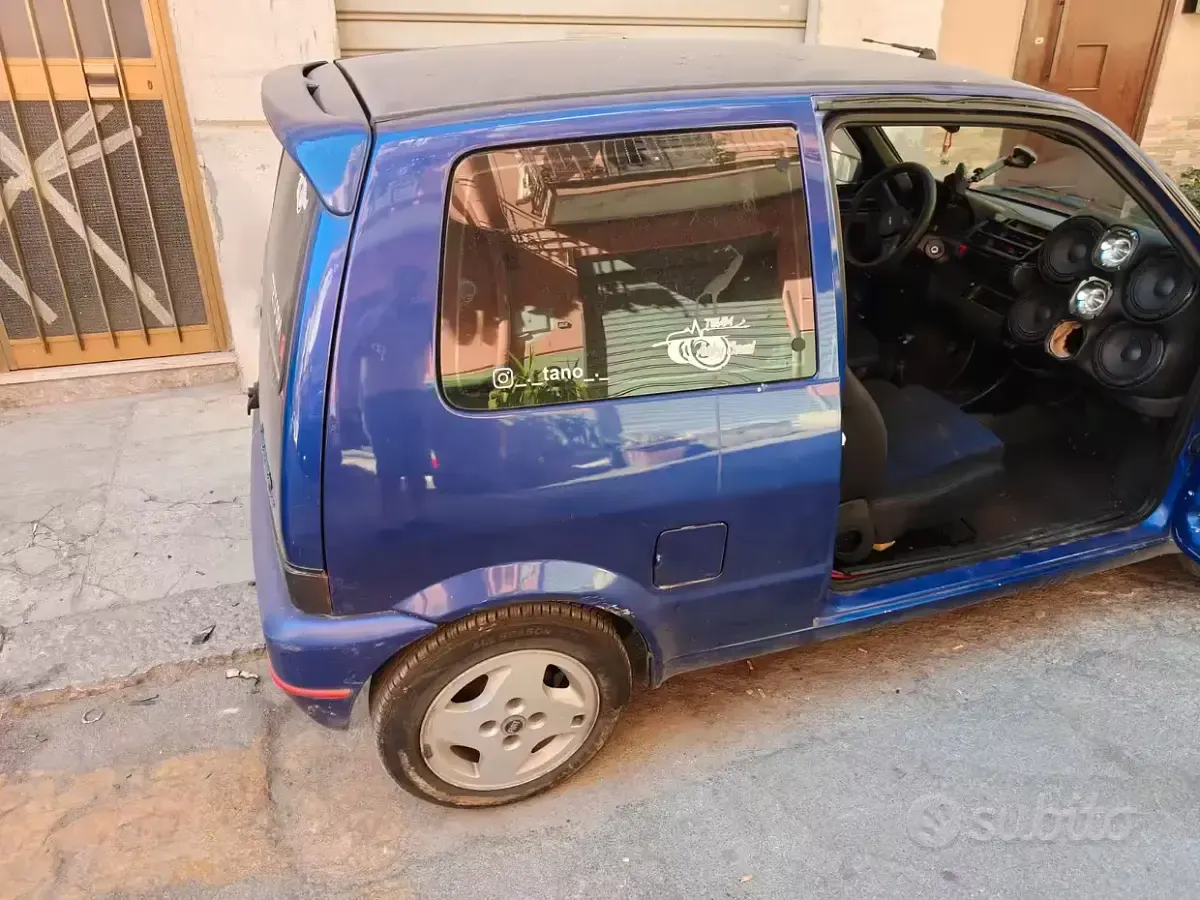 Usata Fiat Cinquecento 54 CV (39 kW) 1997 Bluazzurro Utilitaria