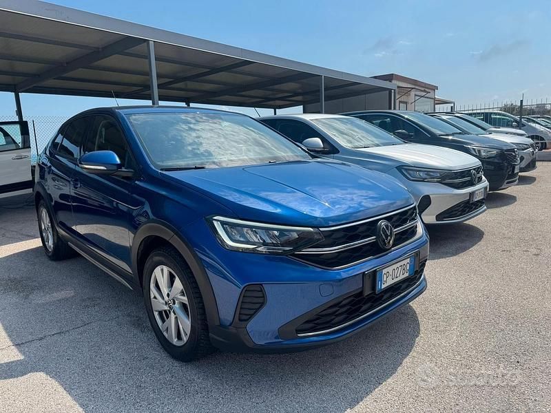 Begagnad VW Taigo Edition 95 HK (69 kW) 2023 Blå SUV