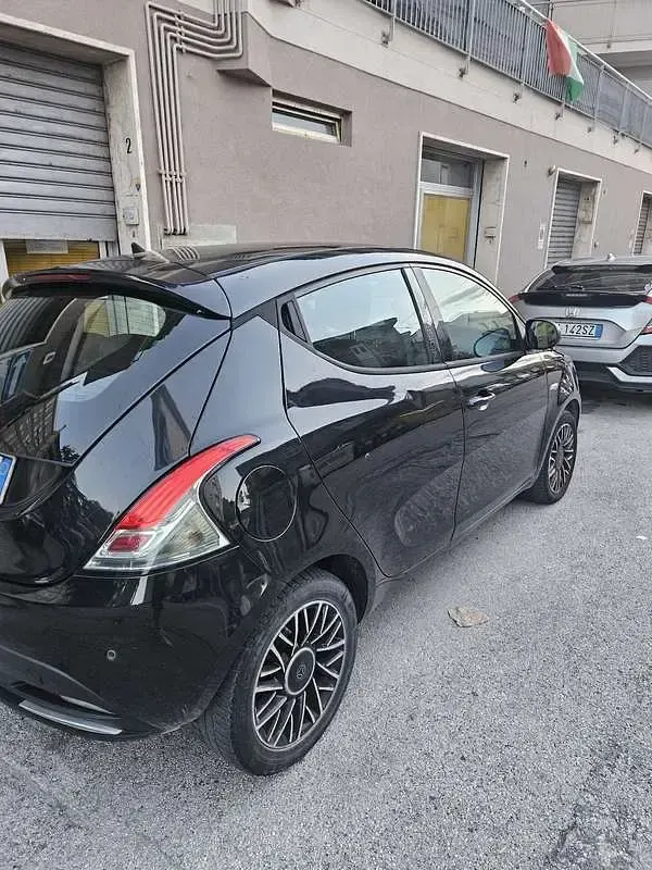Usata Lancia Ypsilon S 95 CV (69 kW) 2013 Utilitaria