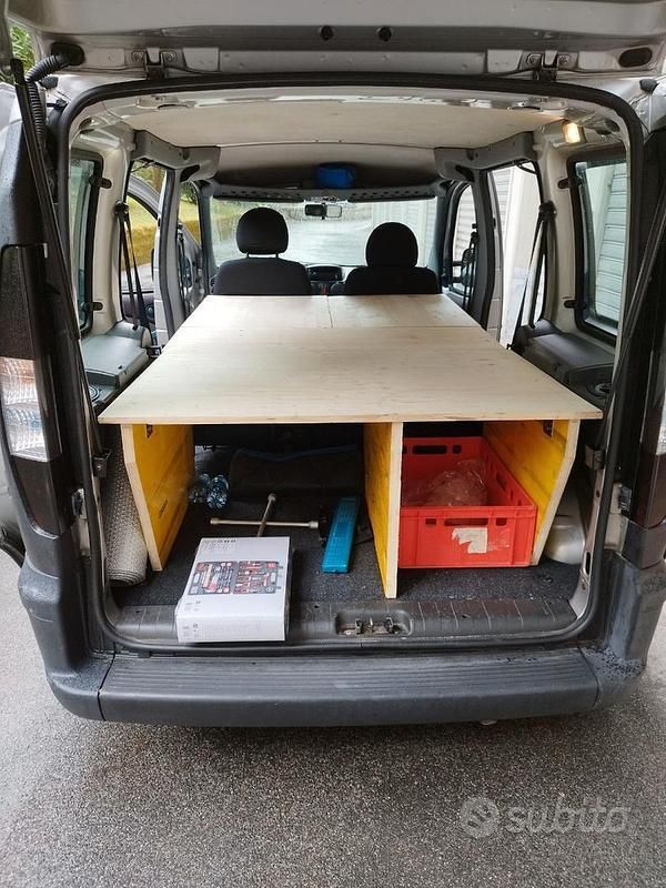 Usata Fiat Doblò 101 CV (74 kW) 2003 Monovolume