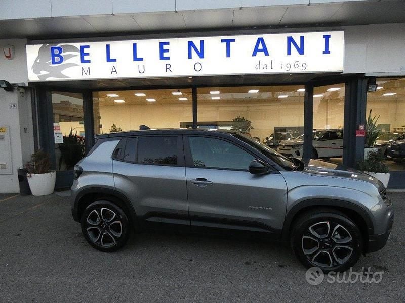 Nuova Jeep Avenger Summit 100 CV (73 kW) 2025 Grigio SUV