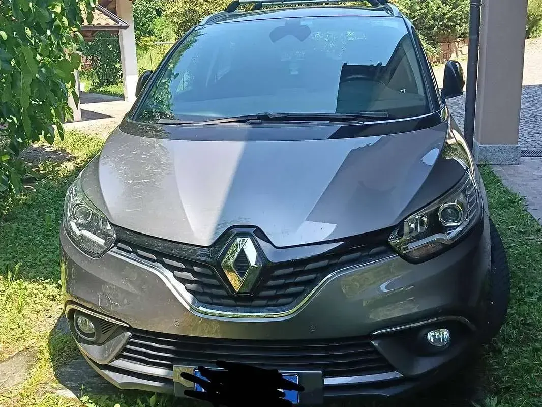 Usata Renault Grand Scénic IV 140 CV (102 kW) 2018 Grigio Monovolume