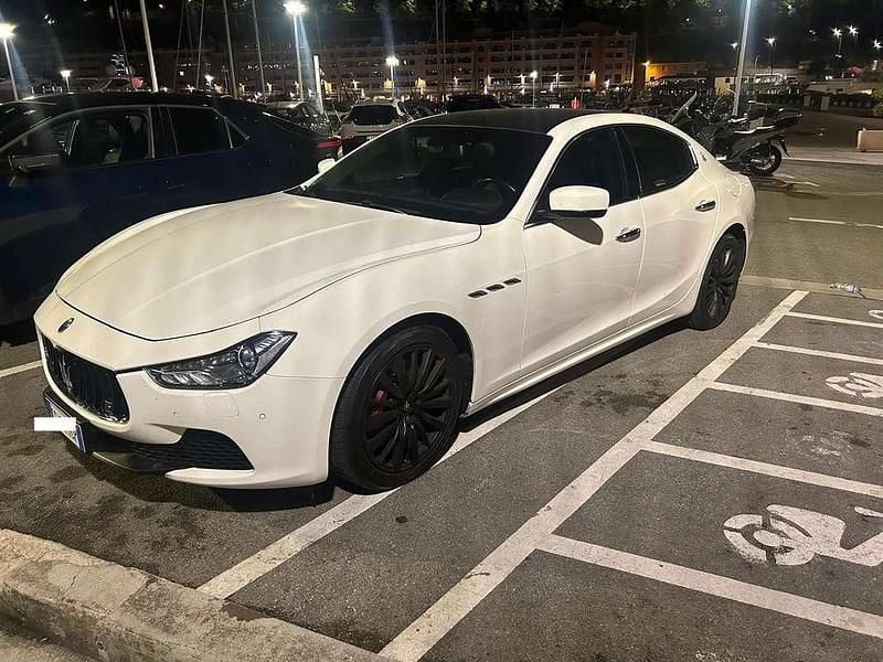 Usata Maserati Ghibli 409 CV (300 kW) 2016 Bianco Berlina