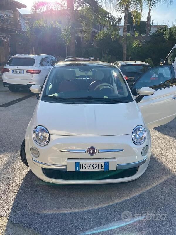 Usata 2008 Fiat 500 Lounge Due volumi | 4500 € (Buon prezzo) - Immagine 1/4