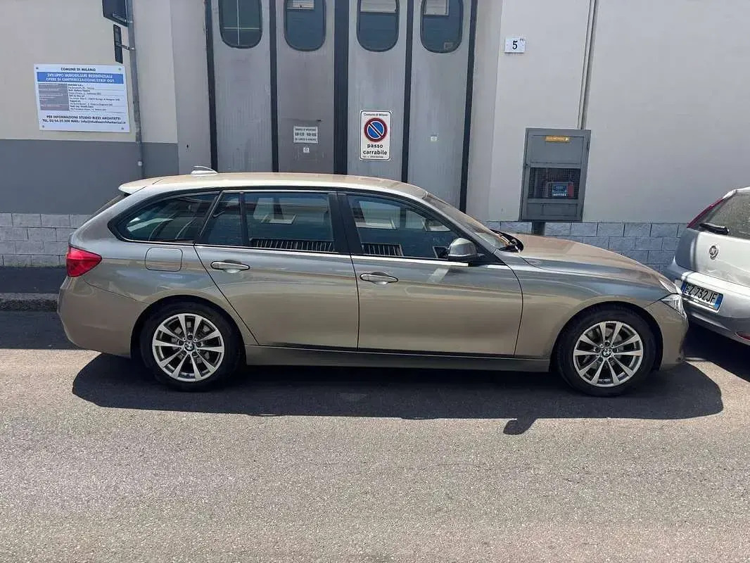 Usata BMW 320 Advantage 190 CV (139 kW) 2015 Grigio Station wagon