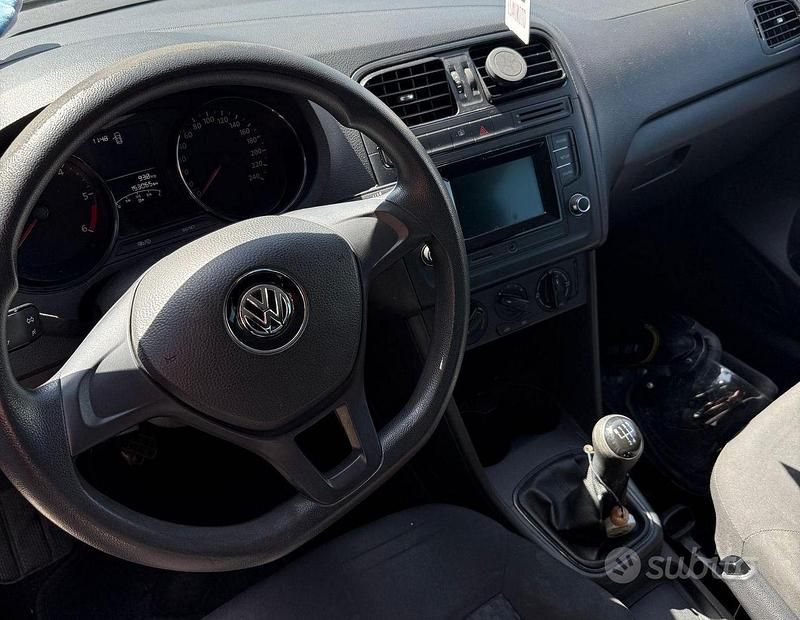 Usata VW Polo 75 CV (55 kW) 2016 Grigio Berlina