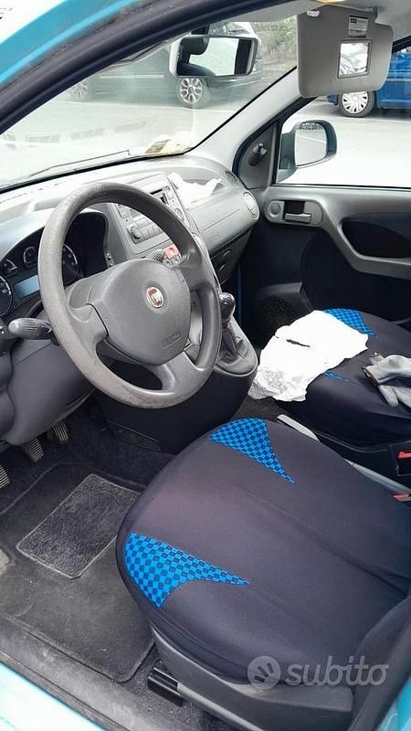 Usata Fiat Panda 2011 Blu Utilitaria