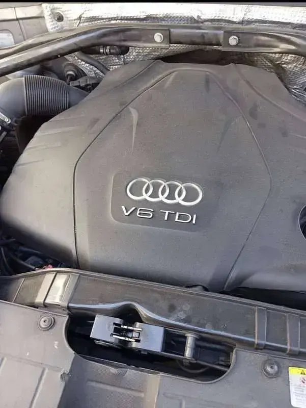Usata Audi Q5 Business 245 CV (180 kW) 2013 Argento SUV
