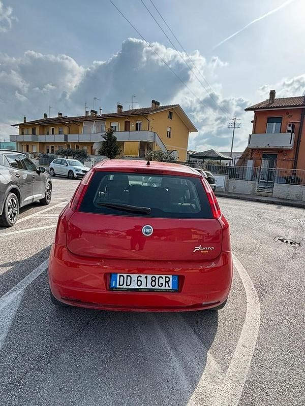 Usata Fiat Punto 2005 Utilitaria