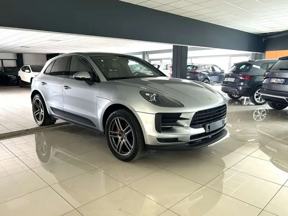 Usata Porsche Macan 245 CV (180 kW) 2018 Argento SUV