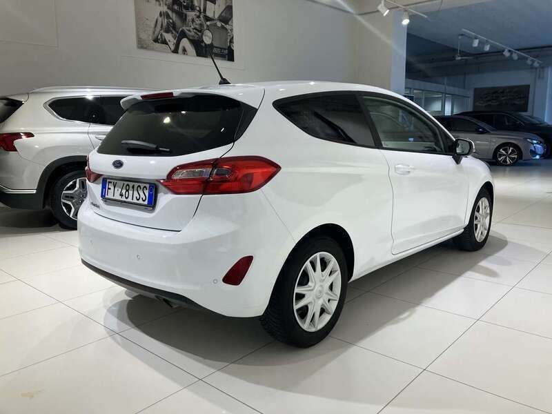 Usata Ford Fiesta Trend 86 CV (63 kW) 2019 Bianco Utilitaria
