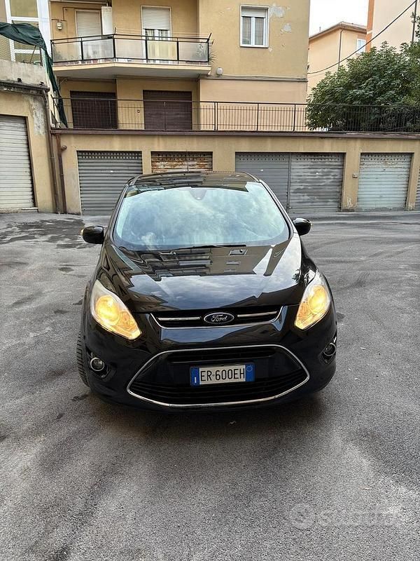 Usata Ford C-MAX Titanium 115 CV (84 kW) 2013 Nero Monovolume