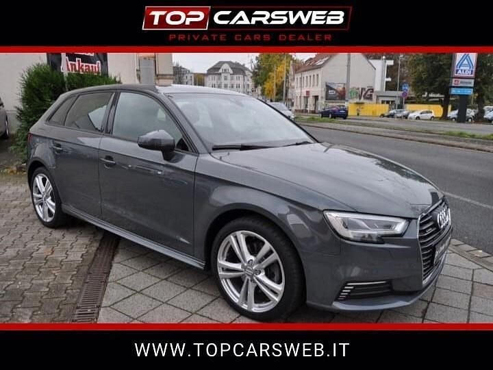 Usata Audi A3 Sportback S-Line 149 CV (109 kW) 2019 Grigio Utilitaria