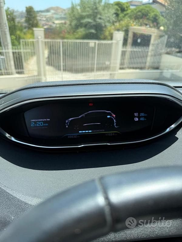 Grigio Usata 2022 Peugeot 3008 Allure SUV | 21.000 € (Ottimo prezzo) - Immagine 1/4