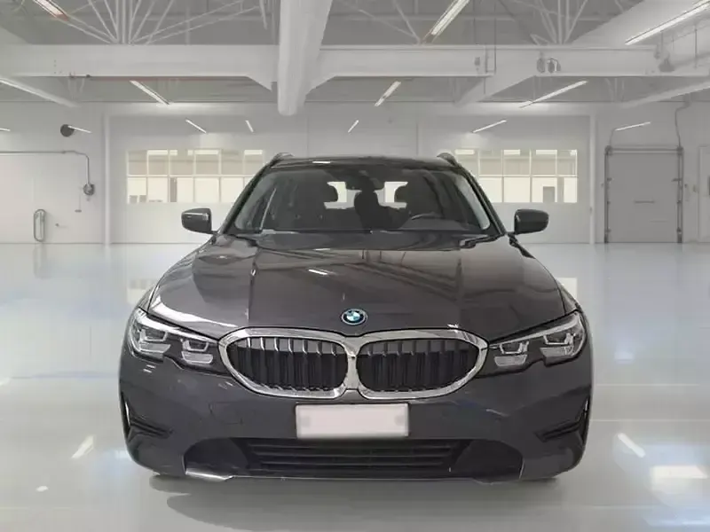 Usata BMW 330 183 CV (134 kW) 2022 Station wagon
