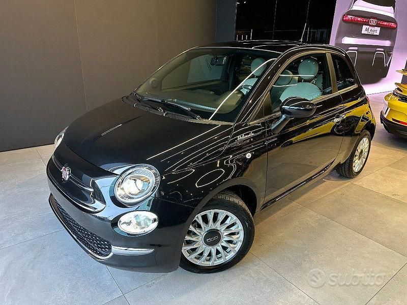 Usata Fiat 500 Dolcevita 69 CV (50 kW) 2023 Nero metallizzato Utilitaria