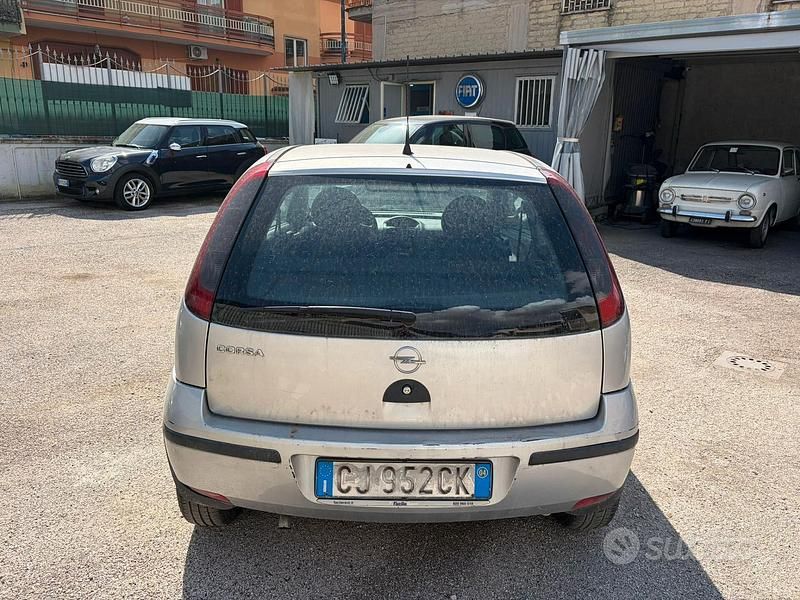 Usata Opel Corsa Club 60 CV (44 kW) 2004 Grigio Utilitaria