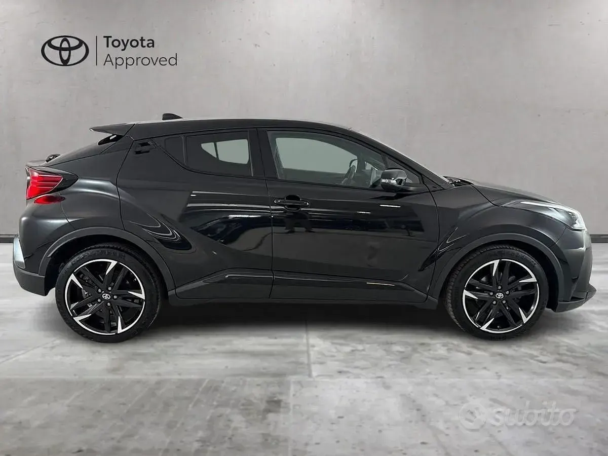 Usata Toyota C-HR Edition 122 CV (89 kW) 2022 Nero SUV