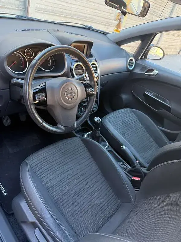 Usata Opel Corsa 86 CV (63 kW) 2014 Bianco Utilitaria
