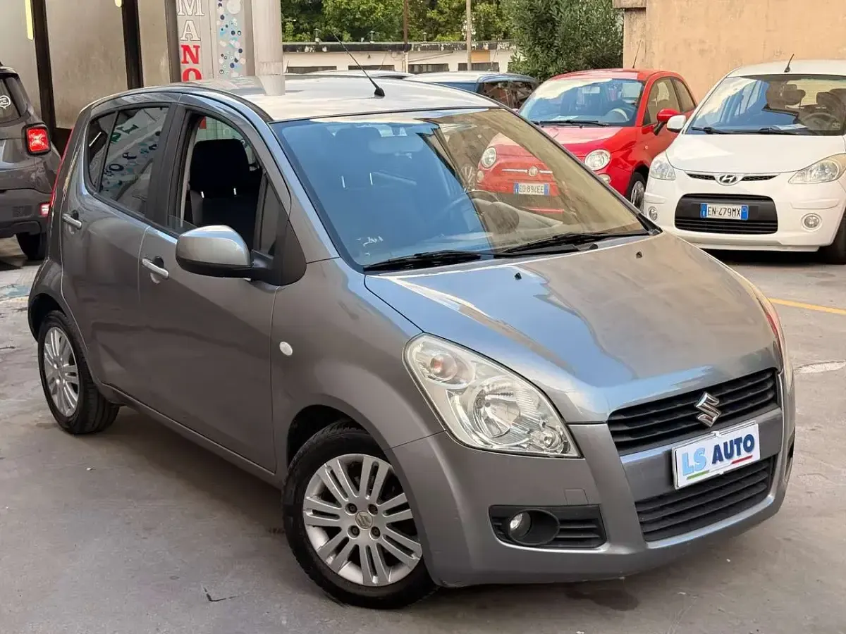 Usata Suzuki Splash GLS 65 CV (47 kW) 2012 Grigio Utilitaria