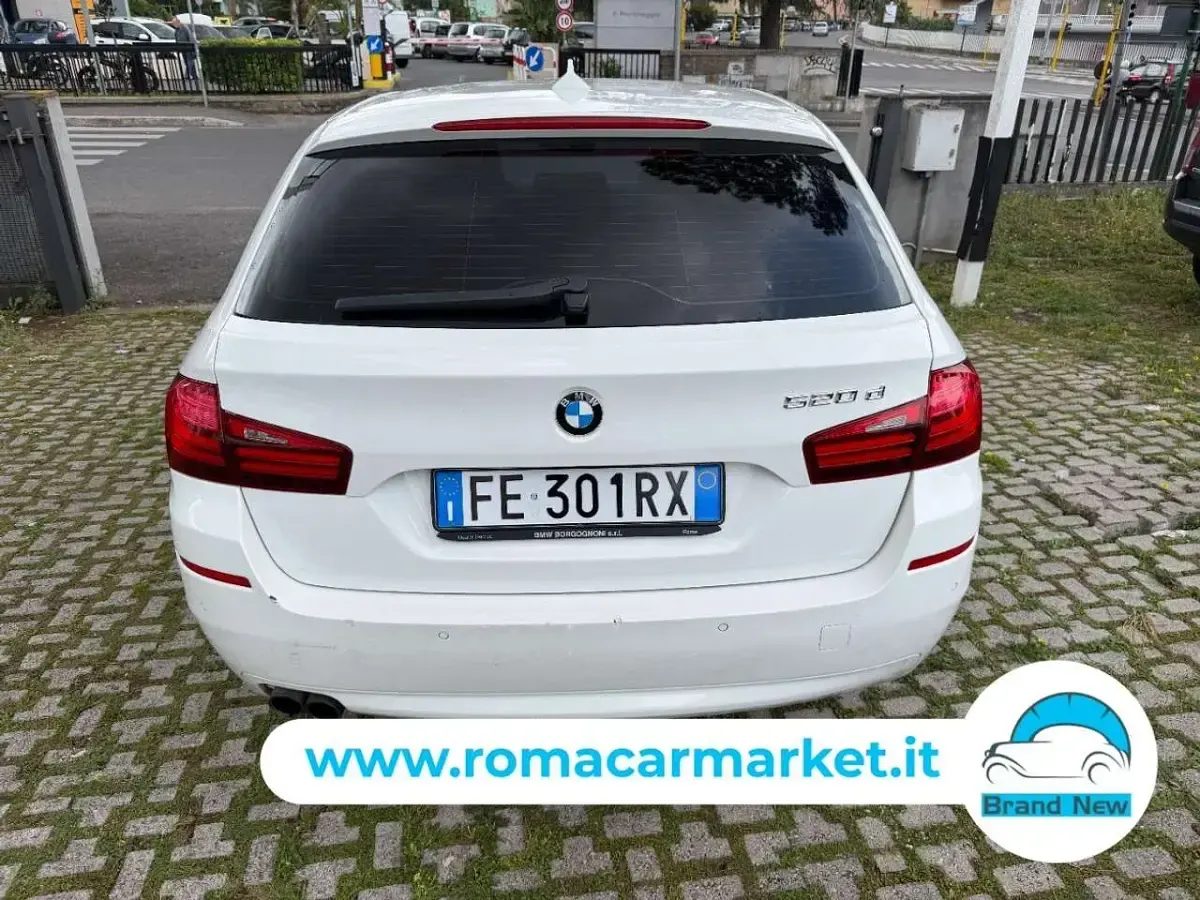 Usata BMW 520 Efficient Dynamics 190 CV (139 kW) 2016 Bianco Station wagon