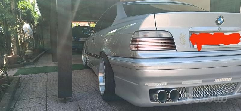 Usata BMW 323 170 CV (125 kW) 1998 Coupé