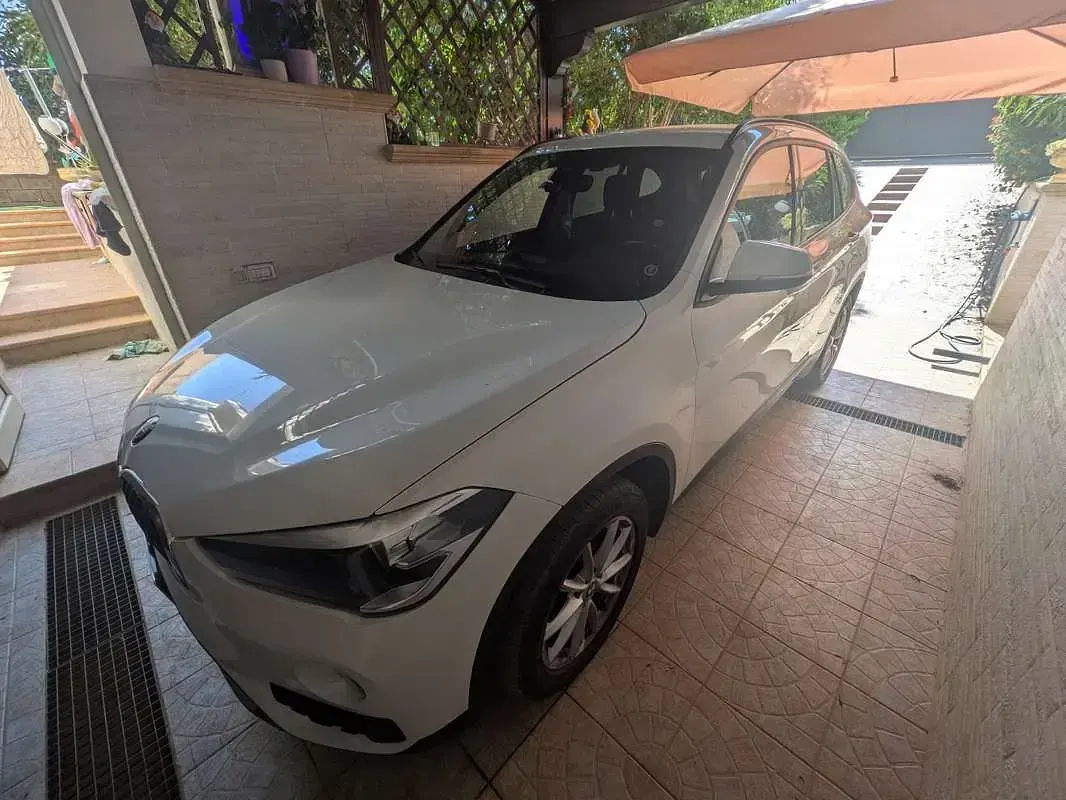 Usata BMW X1 116 CV (85 kW) 2019 Bianco SUV