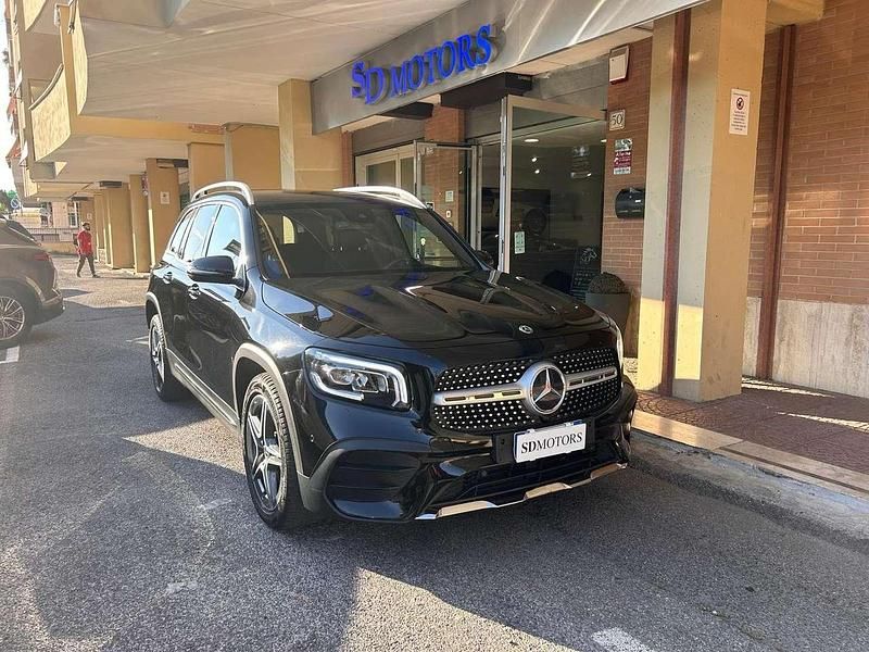 Nero ossidiana Usata 2022 Mercedes GLB200 Premium SUV | 33.000 € (Buon prezzo) - Immagine 1/4