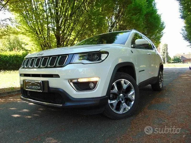 Usata Jeep Compass Limited 140 CV (102 kW) 2017 Bianco SUV