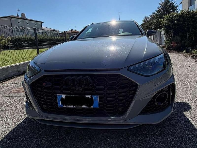 Usata Audi RS4 Ambiente 450 CV (330 kW) 2023 Grigio Station wagon