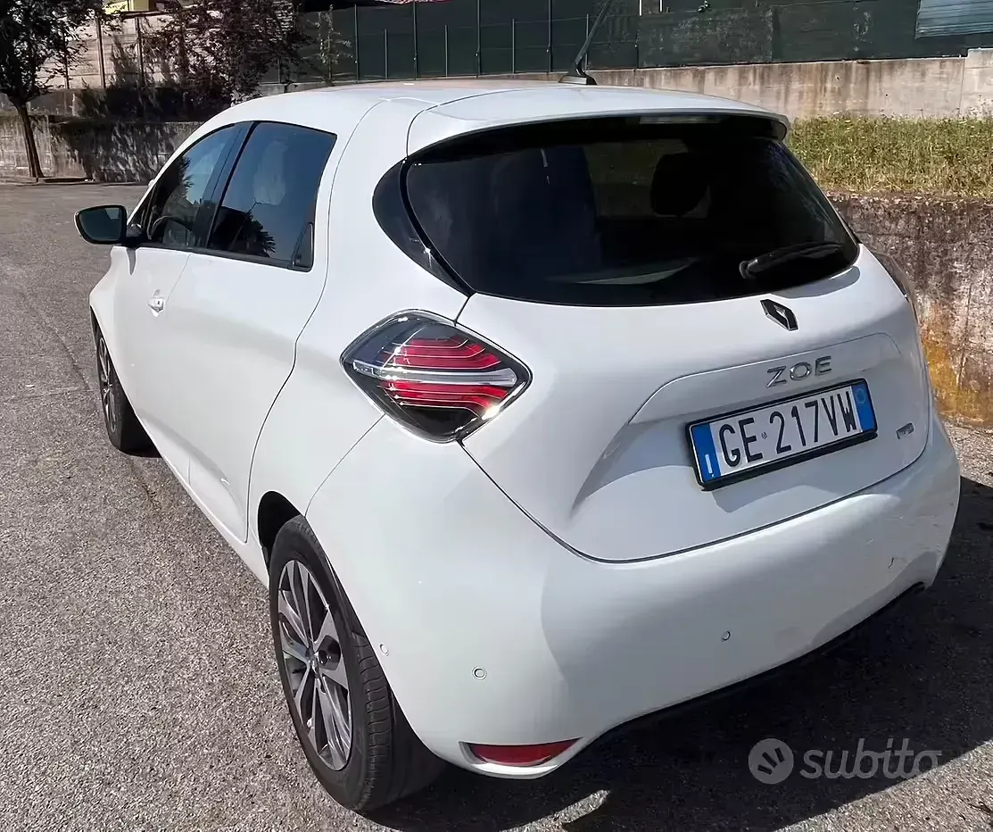 Usata Renault Zoe Intens 50 kW (69 CV) 2021 Bianco Utilitaria
