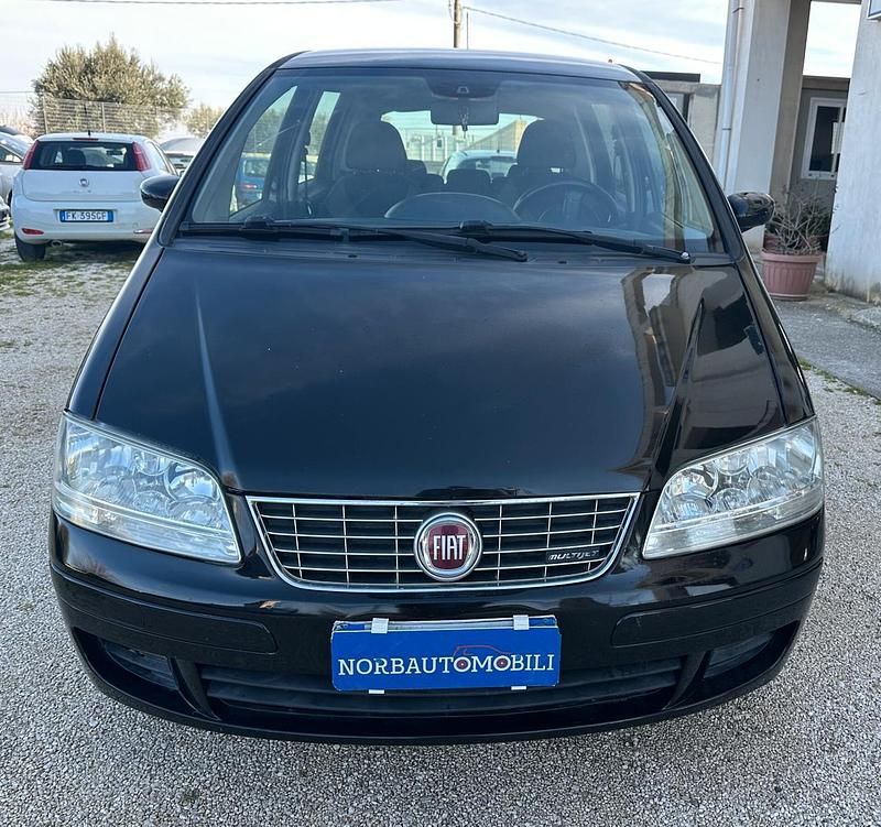 Usata Fiat Idea Emotion 90 CV (66 kW) 2006 Nero Monovolume