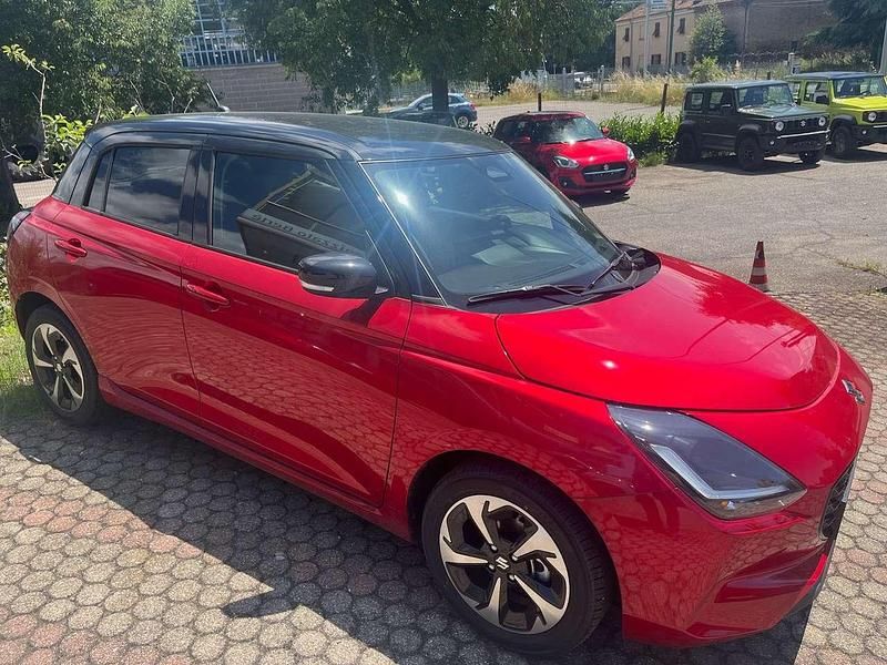 Nuova Suzuki Swift 83 CV (61 kW) 2026 Hawai Utilitaria