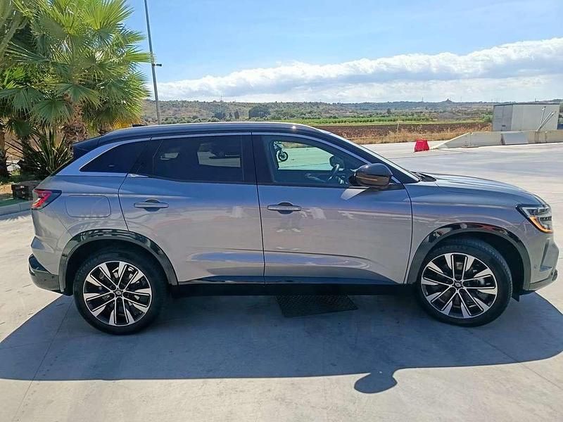 Usata Renault Austral Techno 200 CV (147 kW) 2024 Grigio SUV