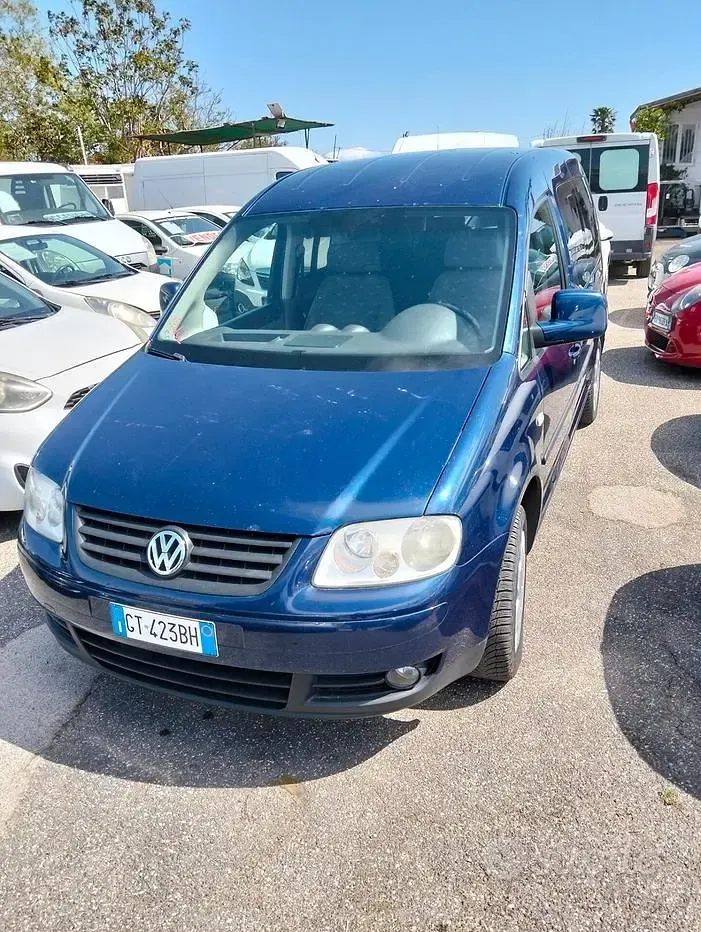 Usata VW Caddy 140 CV (102 kW) 2008 Blu Monovolume