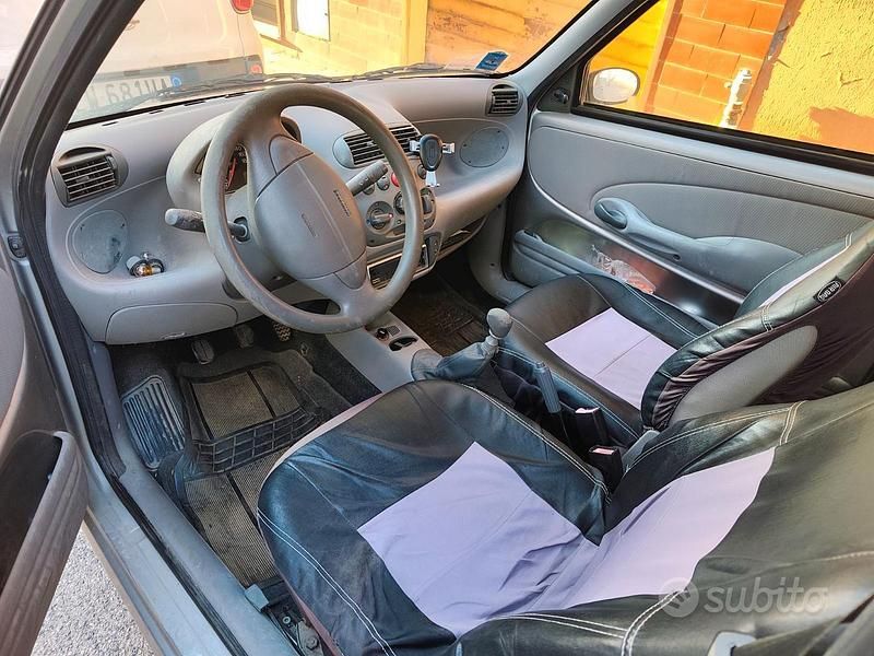 Usata Fiat 600 2004 Grigio Berlina