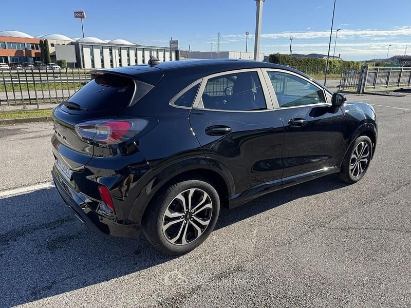 Usata Ford Puma ST-Line 125 CV (91 kW) 2024 Nero SUV