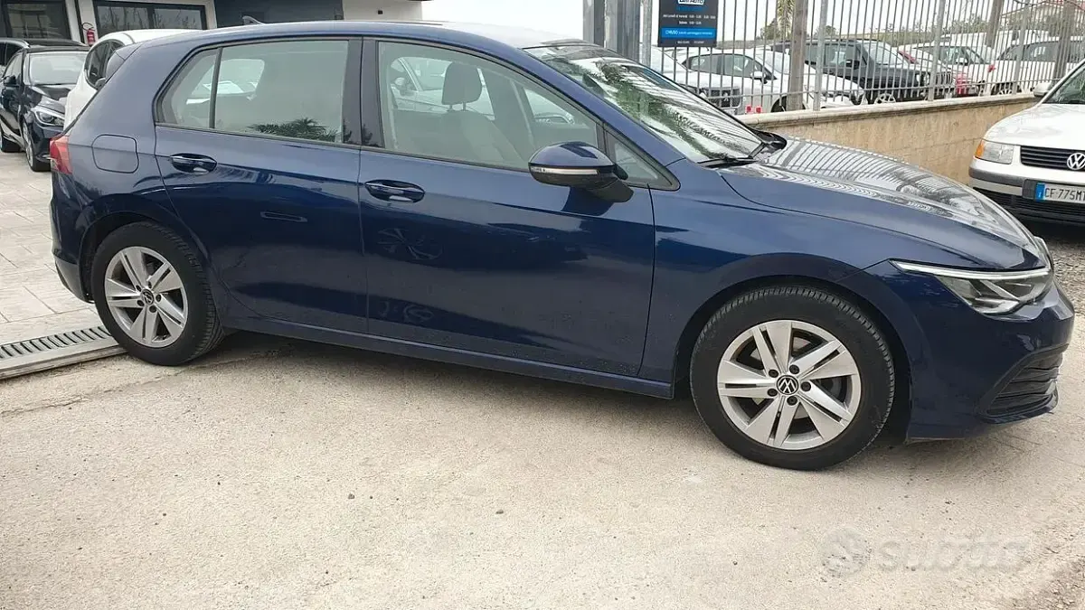 Usata VW Golf VIII 116 CV (85 kW) 2021 Blu Berlina