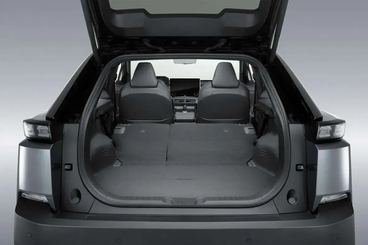 Nuova Subaru Uncharted 122 kW (167 CV) 2026 Grigio SUV