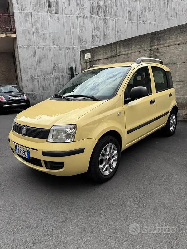 Usata Fiat Panda Classica 77 CV (56 kW) 2012 Beige Utilitaria