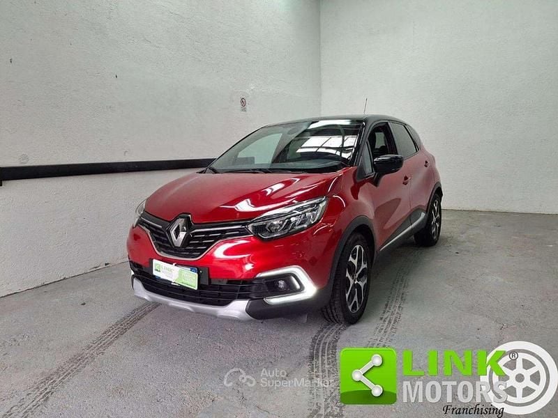 Usata Renault Captur Initiale Paris 110 CV (80 kW) 2017 Rosso SUV