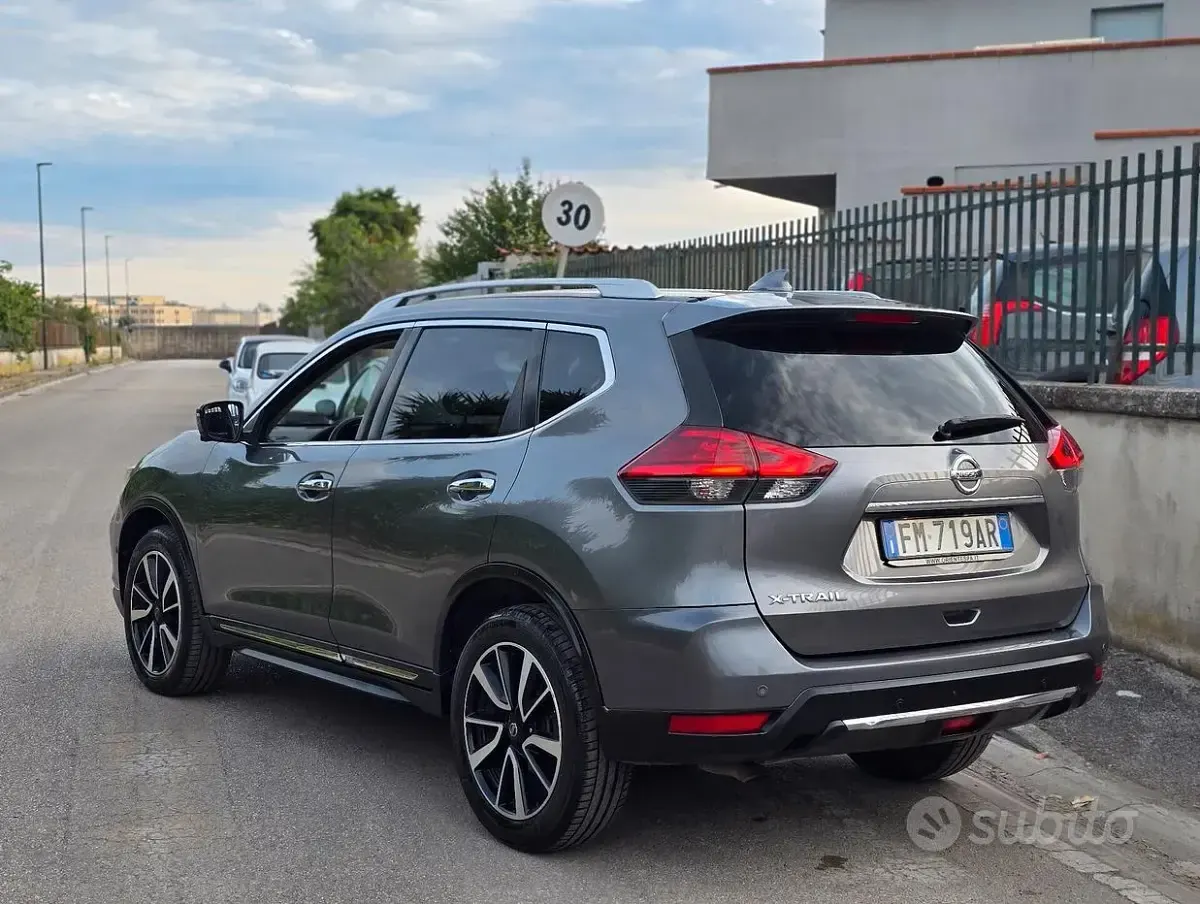 Usata Nissan X-Trail 177 CV (130 kW) 2018 Grigio SUV