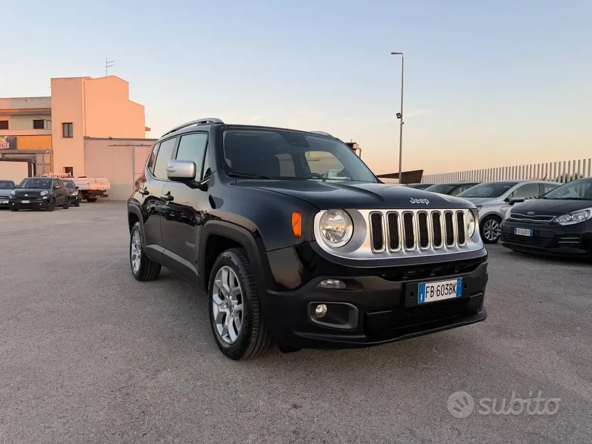 Usata Jeep Renegade Limited 120 CV (88 kW) 2015 Nero SUV