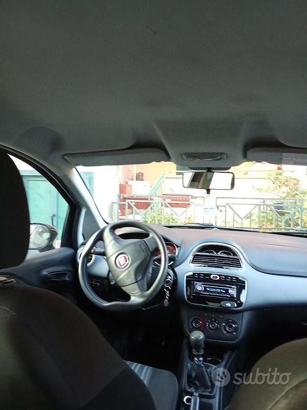 Usata Fiat Grande Punto 77 CV (56 kW) 2010 Blu Utilitaria