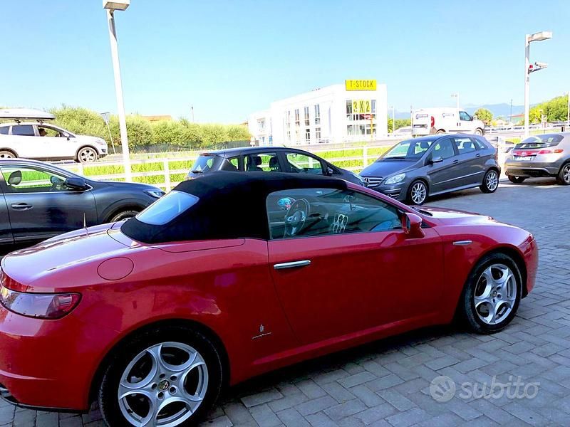 Usata Alfa Romeo Brera 210 CV (154 kW) 2008 Rosso Coupé